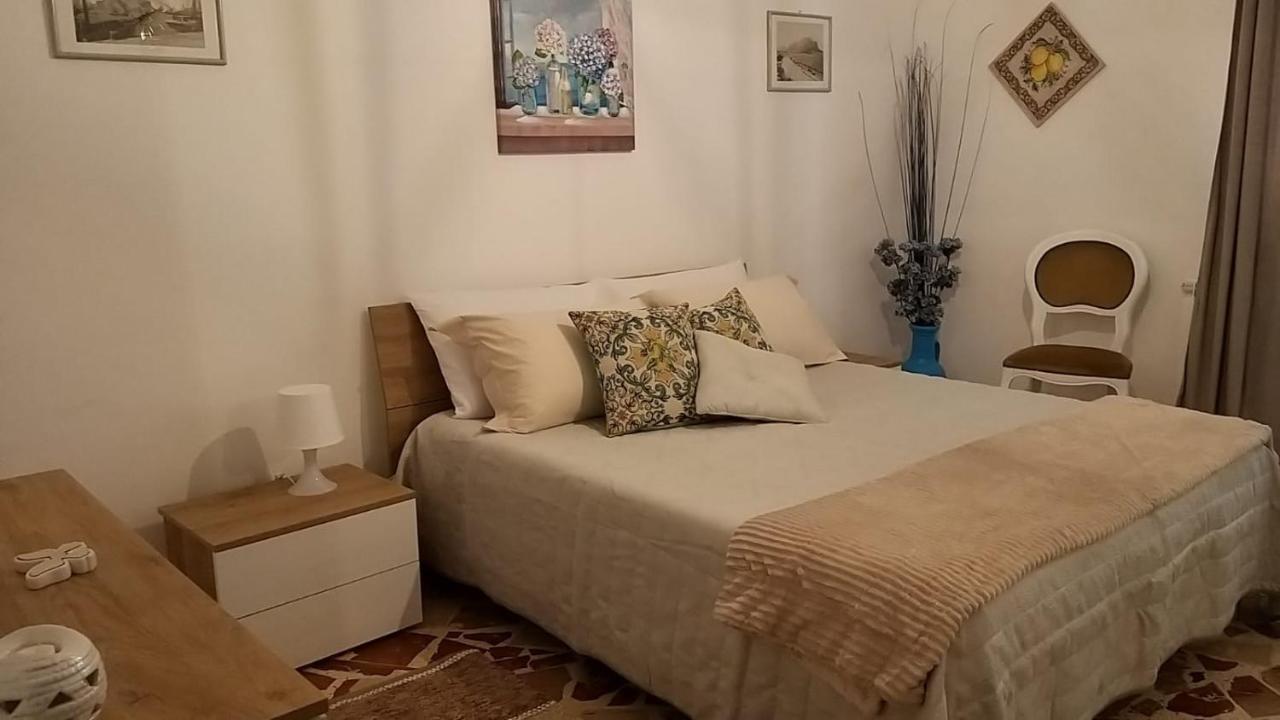 Casa Vacanza La Sicula Palermo Esterno foto